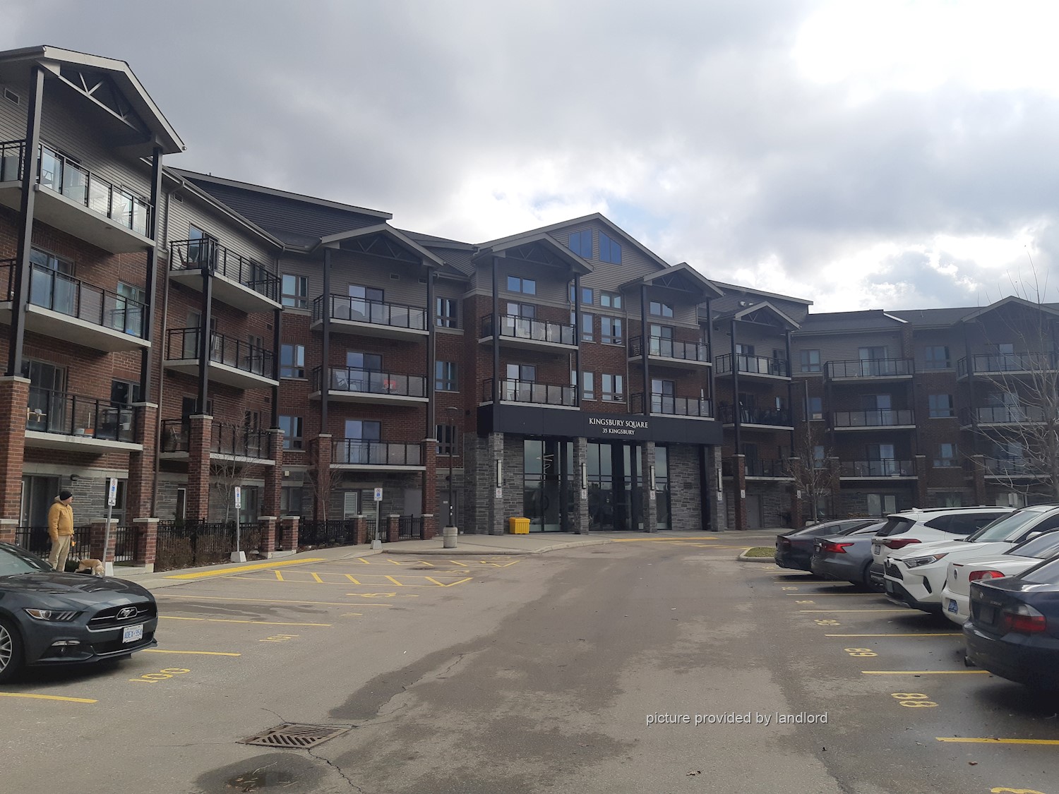 For rent 35 Kingsbury Square Guelph, 2 bdrm Viewit 233863