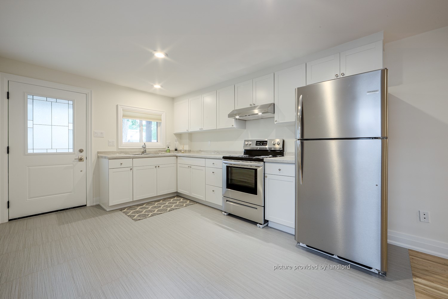 For rent QueenLeslie Toronto, 2 bdrm Viewit 234144