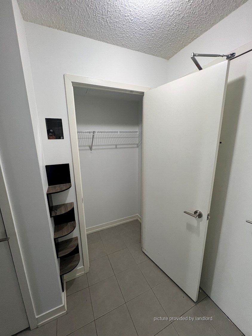 For rent LansdowneDupont Toronto, 1 bdrm Viewit 234823