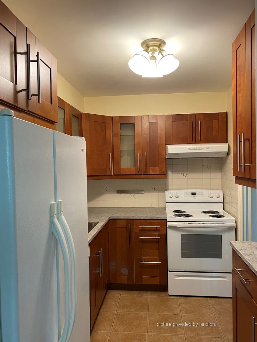 For rent 100 Coe Hill Drive Toronto, 2 bdrm Viewit 235323