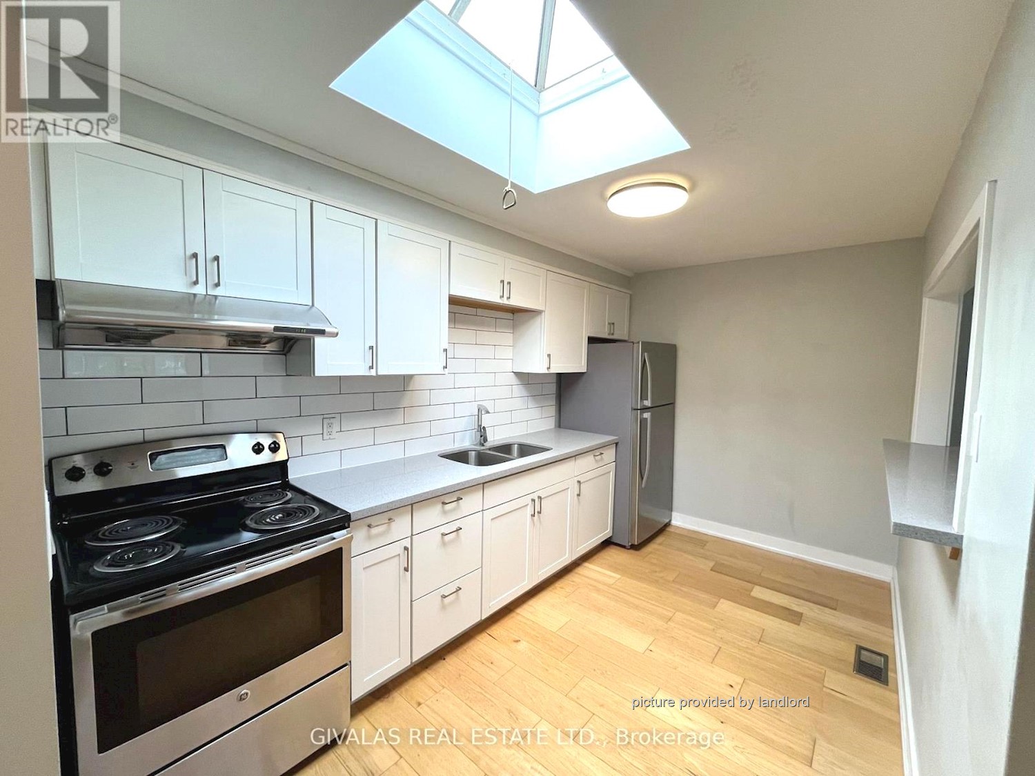 For rent 2252 Kingston Road Toronto, 2 bdrm Viewit 235361