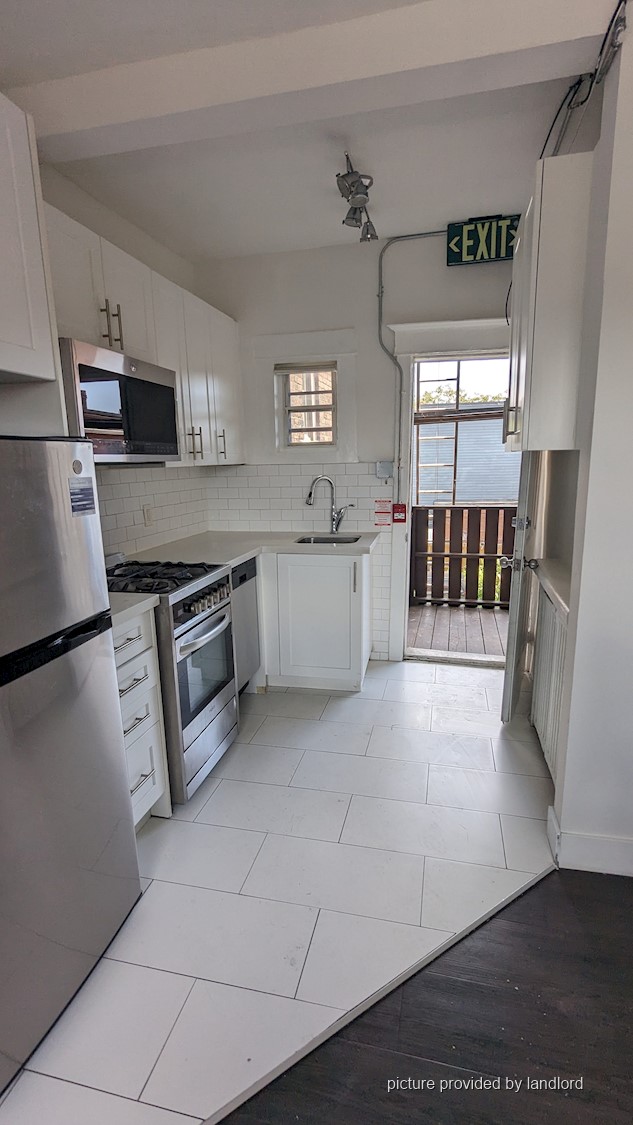 For rent BloorOssington Toronto, 2 bdrm Viewit 235480