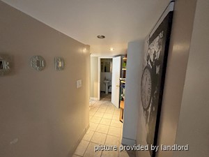 Room / Shared apartment for rent in TORONTO