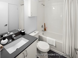 Bachelor apartment for rent in London