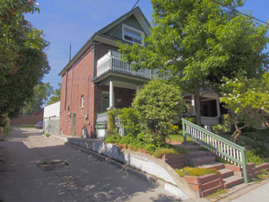 2 Bedroom apartment for rent in Toronto