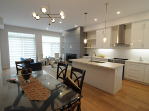 Room / Shared apartment for rent in ETOBICOKE   