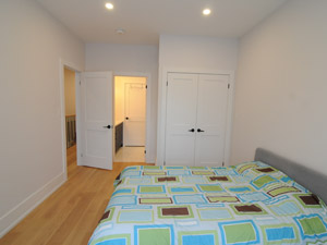Room / Shared apartment for rent in ETOBICOKE   