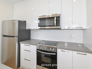 3+ Bedroom apartment for rent in TORONTO 