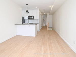 3+ Bedroom apartment for rent in TORONTO 