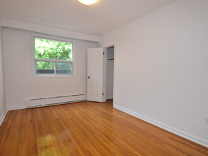 3+ Bedroom apartment for rent in TORONTO  