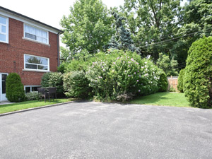 3+ Bedroom apartment for rent in TORONTO  