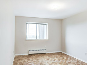 3+ Bedroom apartment for rent in MISSISSAUGA  