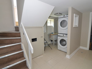 3+ Bedroom apartment for rent in YORK