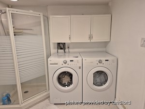 Room / Shared apartment for rent in MISSISSAUGA