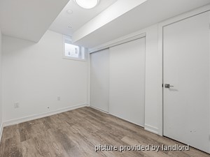 Room / Shared apartment for rent in TORONTO