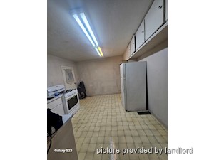 3+ Bedroom apartment for rent in WINDSOR