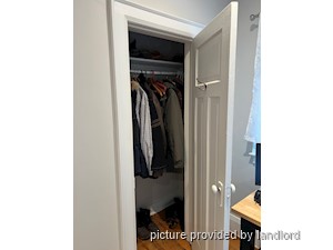 Room / Shared apartment for rent in TORONTO