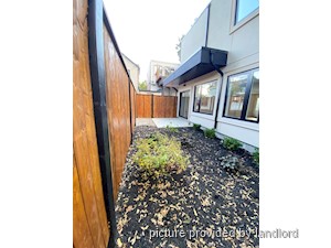 3+ Bedroom apartment for rent in TORONTO