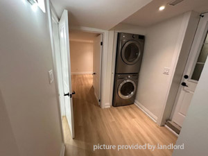 Room / Shared apartment for rent in TORONTO