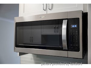 Bachelor apartment for rent in Toronto