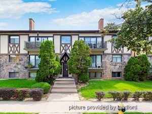 Bachelor apartment for rent in Etobicoke