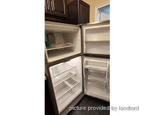 Bachelor apartment for rent in TORONTO