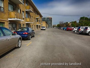 Bachelor apartment for rent in Etobicoke