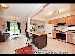 3+ Bedroom apartment for rent in NEWMARKET