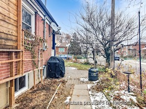 2 Bedroom apartment for rent in TORONTO