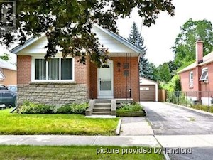 3+ Bedroom apartment for rent in TORONTO