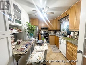 3+ Bedroom apartment for rent in TORONTO