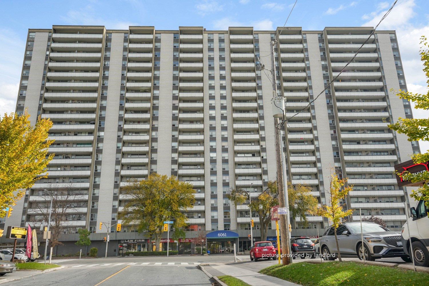 6061 Yonge St Toronto, 3+ bdrm 4