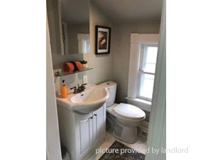 Room / Shared apartment for rent in TORONTO