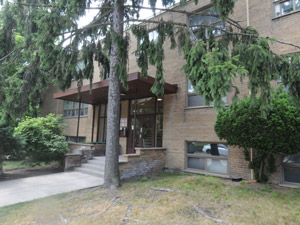 Bachelor apartment for rent in TORONTO 