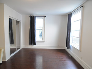 Bachelor apartment for rent in TORONTO 