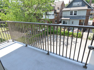 Bachelor apartment for rent in TORONTO     