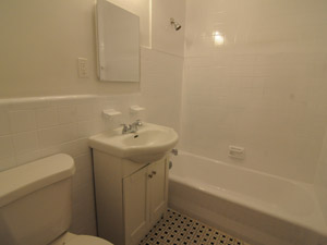 Bachelor apartment for rent in TORONTO     