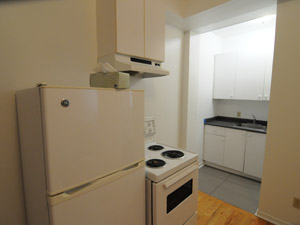 Bachelor apartment for rent in TORONTO   