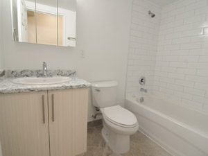 Bachelor apartment for rent in TORONTO   