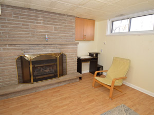 Room / Shared apartment for rent in RICHMOND HILL 