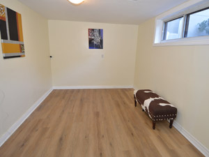 Room / Shared apartment for rent in RICHMOND HILL 