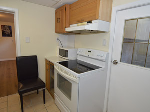 Room / Shared apartment for rent in RICHMOND HILL 
