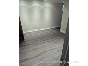 Room / Shared apartment for rent in TORONTO