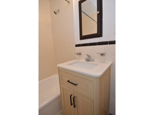 Bachelor apartment for rent in ETOBICOKE  