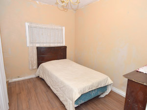 Room / Shared apartment for rent in York 