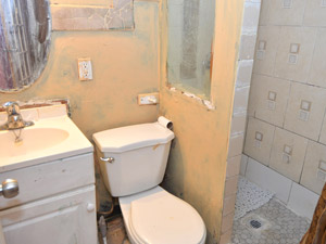 Room / Shared apartment for rent in York 