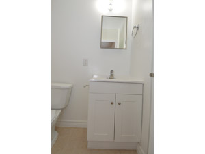 Bachelor apartment for rent in NORTH YORK 