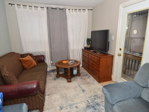 Room / Shared apartment for rent in Toronto 