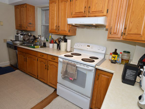 Room / Shared apartment for rent in Toronto 