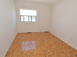 2 Bedroom apartment for rent in EAST YORK  